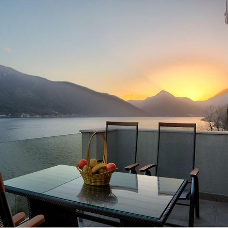Bajova Kula Luxury Residences Cattaro Esterno foto