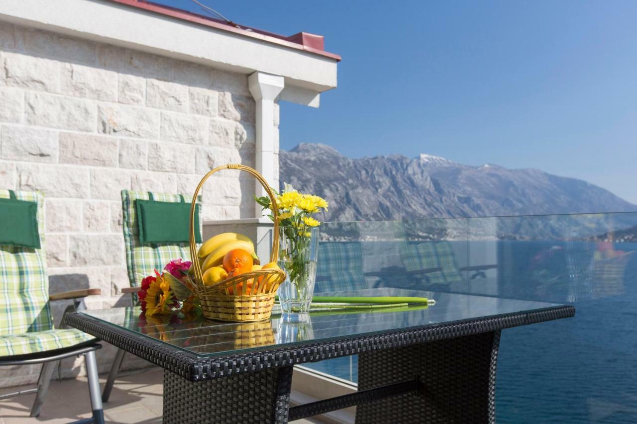 Bajova Kula Luxury Residences Cattaro Esterno foto