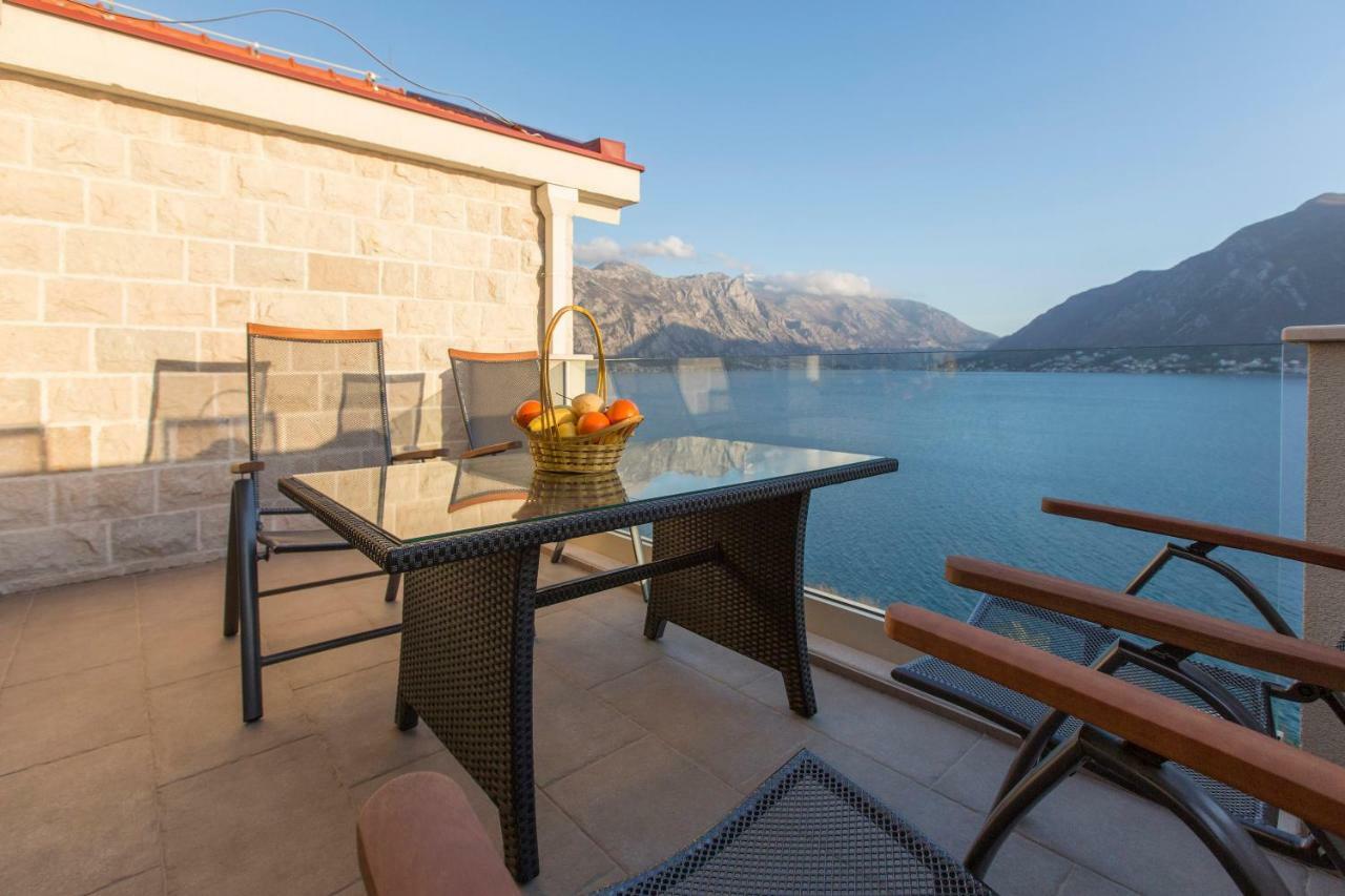 Bajova Kula Luxury Residences Cattaro Esterno foto