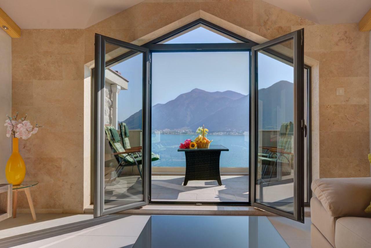 Bajova Kula Luxury Residences Cattaro Esterno foto