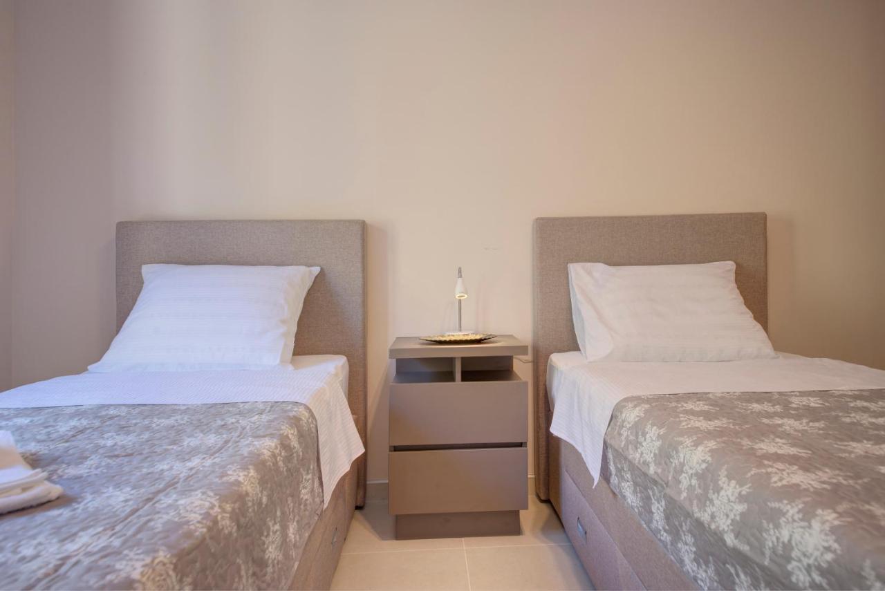 Bajova Kula Luxury Residences Cattaro Esterno foto