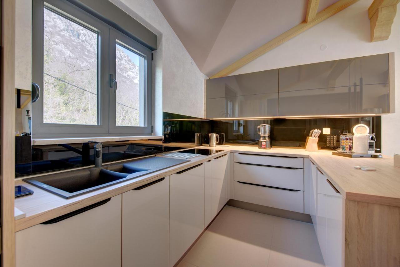 Bajova Kula Luxury Residences Cattaro Esterno foto